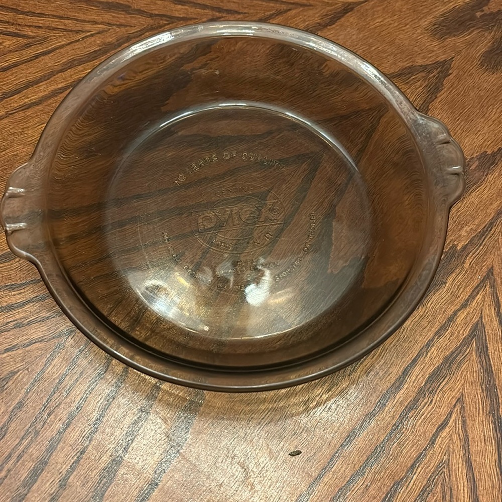 Pyrex 70 year Celebration Special Edition Small Pie Pan